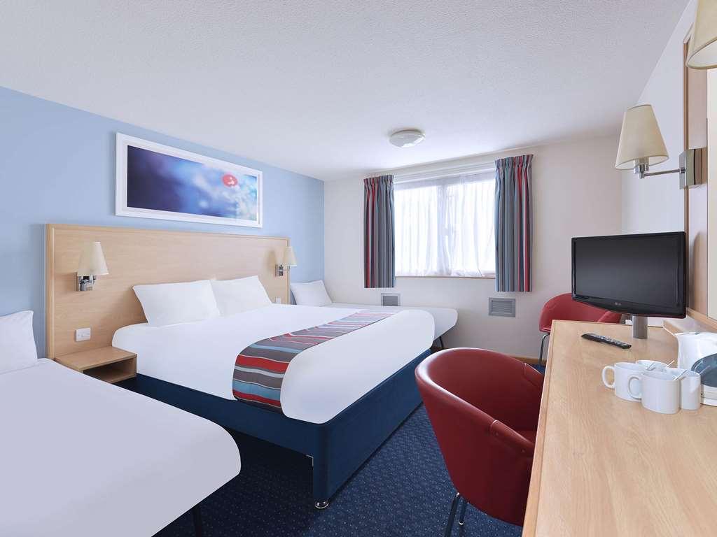 Travelodge Alfreton Værelse billede